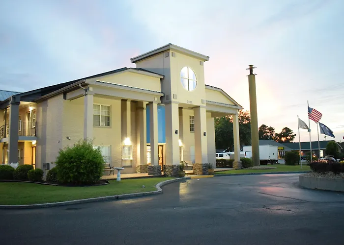 Econo Lodge At The University